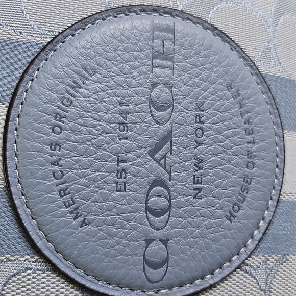 COACH Dempsey Corner Zip Wristlet  Signature Jacquard Stripe & Coach Patch NWT - Picture 5 of 12